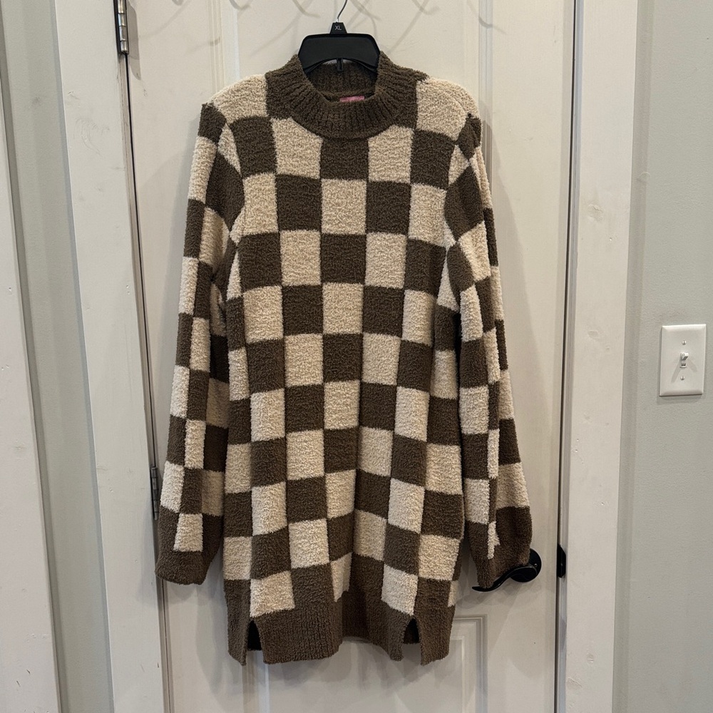 Mi Ami for Francesca’s brown and beige Hello Franki checkered sweater dress